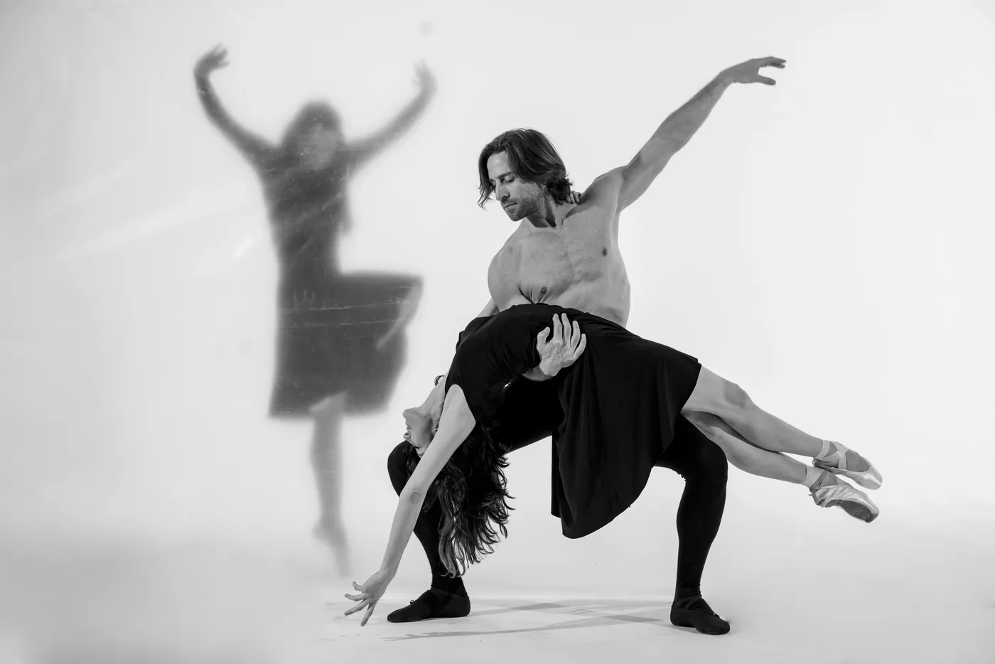 Couple Pose Reference reference photo for figure drawing